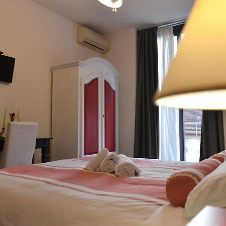 Bed and Breakfast Residenza Del Turista Catania Exterior foto