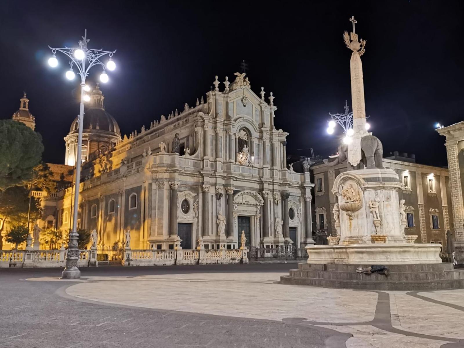 Bed and Breakfast Residenza Del Turista Catania Exterior foto
